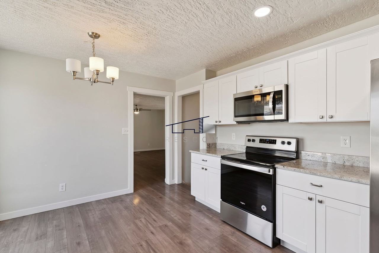 3134 N 450 E - Photo 6 of 35