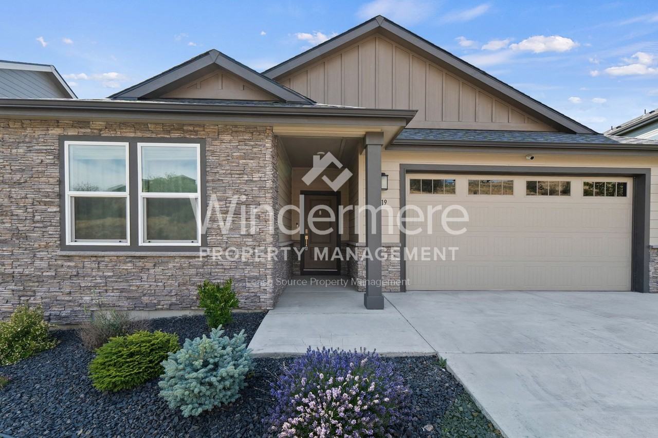 20619 E Valley Vista Dr - Photo 2 of 29