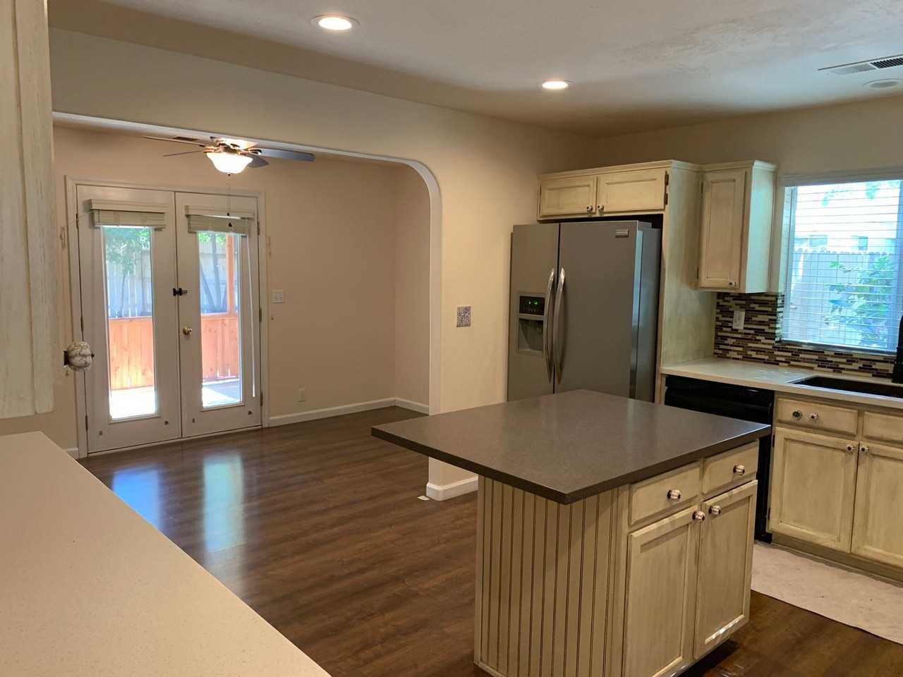 2088 Marilyn Dr - Photo 6 of 30