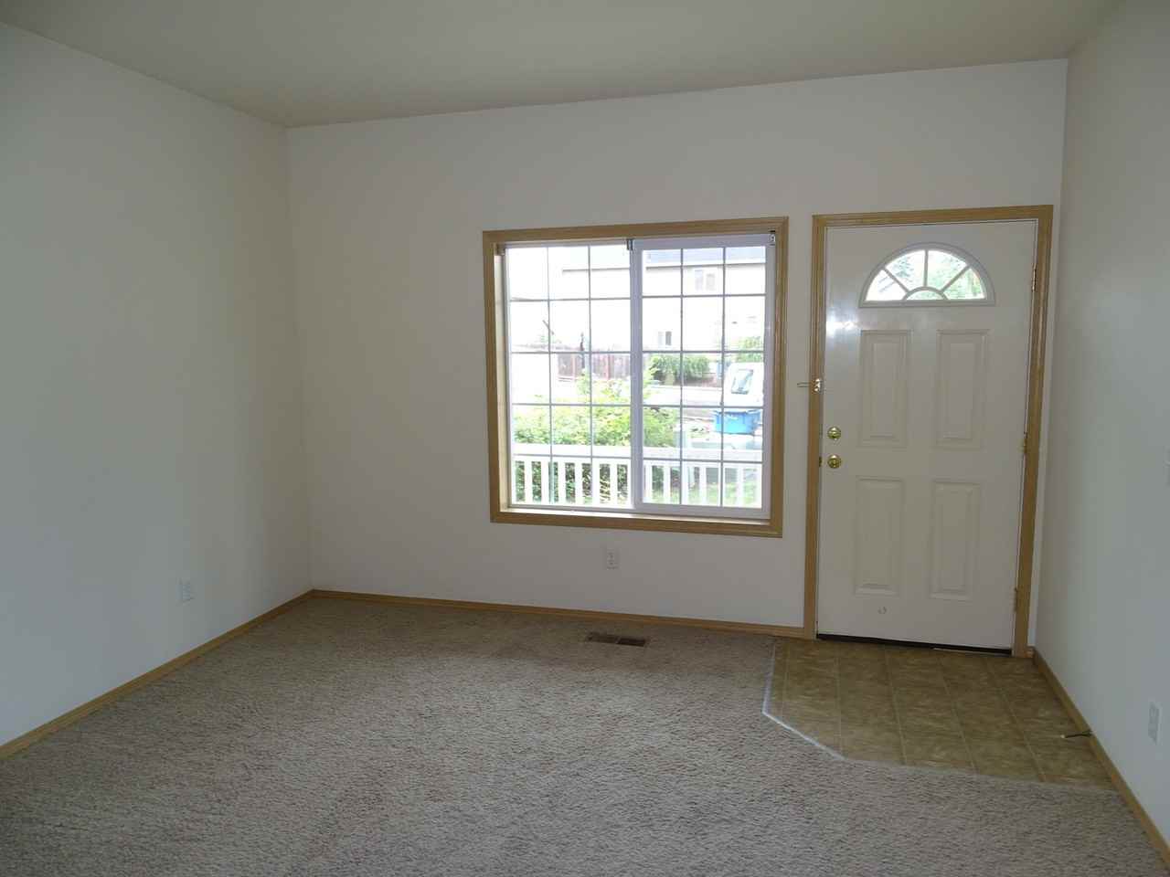 6307 Ne 59th Ct - Photo 3 of 24