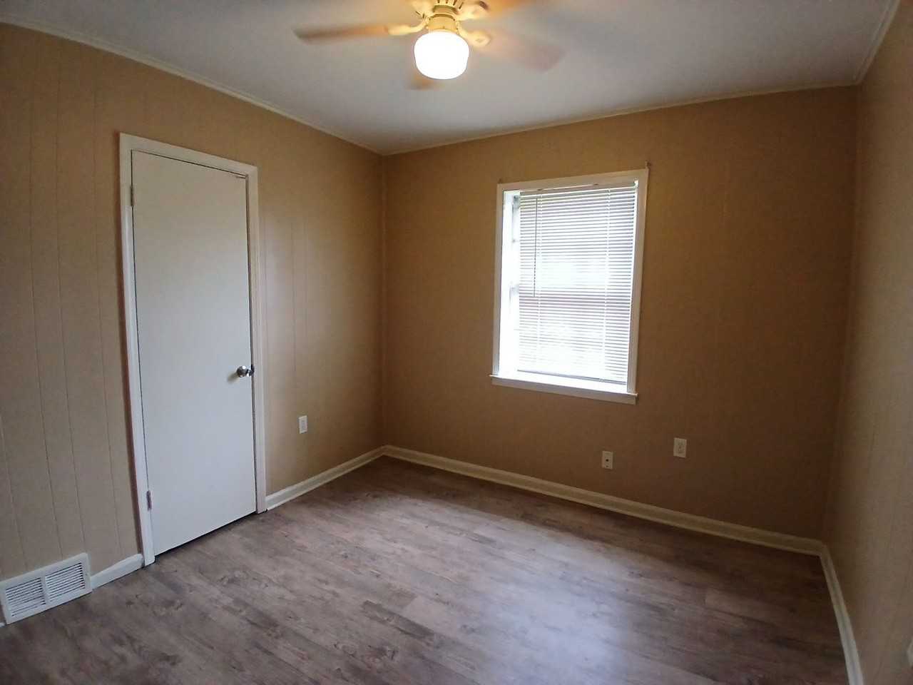 3455 Ridgemont Rd - Photo 7 of 11