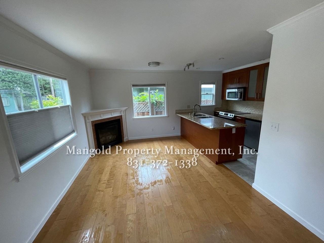 415 Wood St - Photo 2 of 10