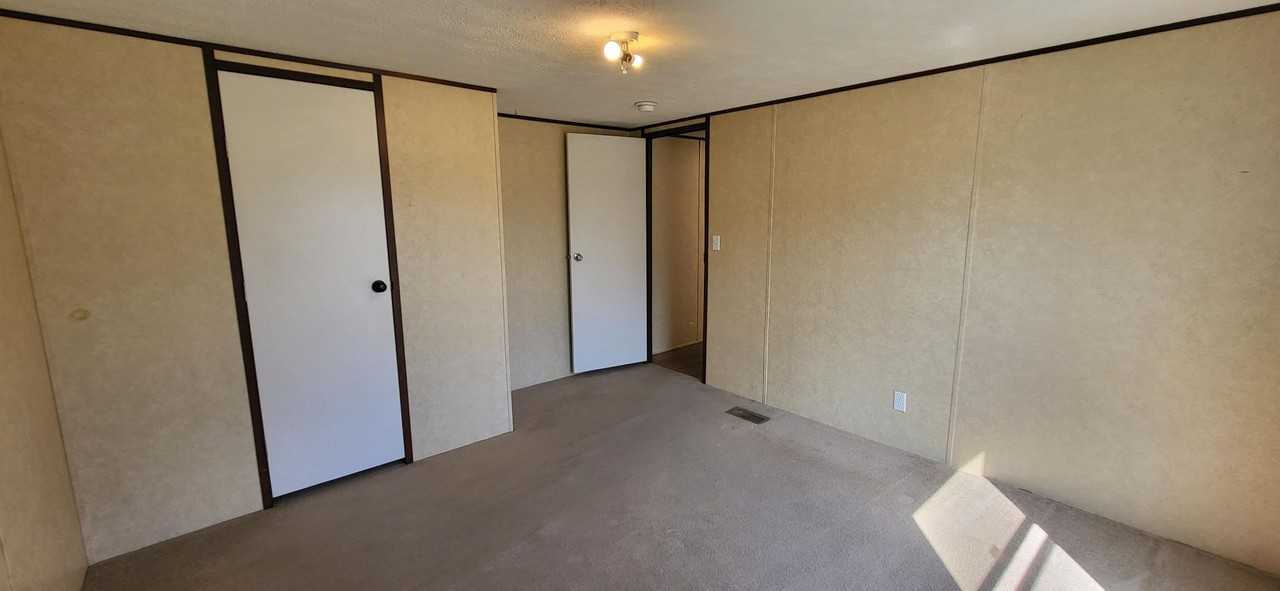 387 Basin Rd - Photo 6 of 15