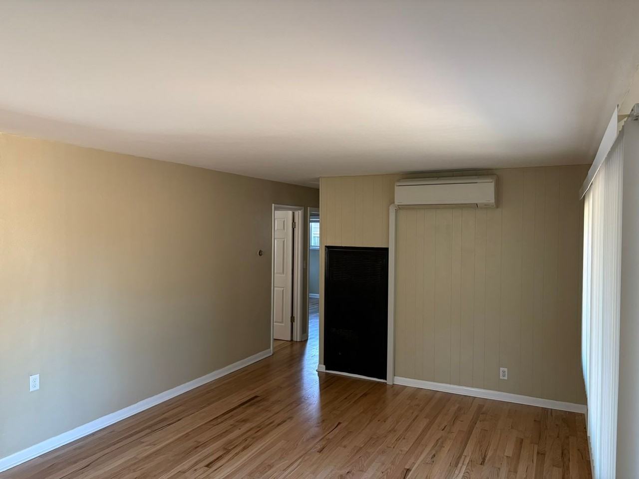 3235 Cooke St S - Photo 3 of 14