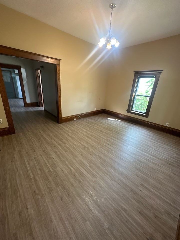 1000 America Ave Nw - Photo 3 of 11