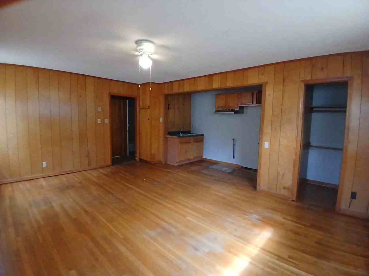 174 Roberta Dr - Photo 2 of 6