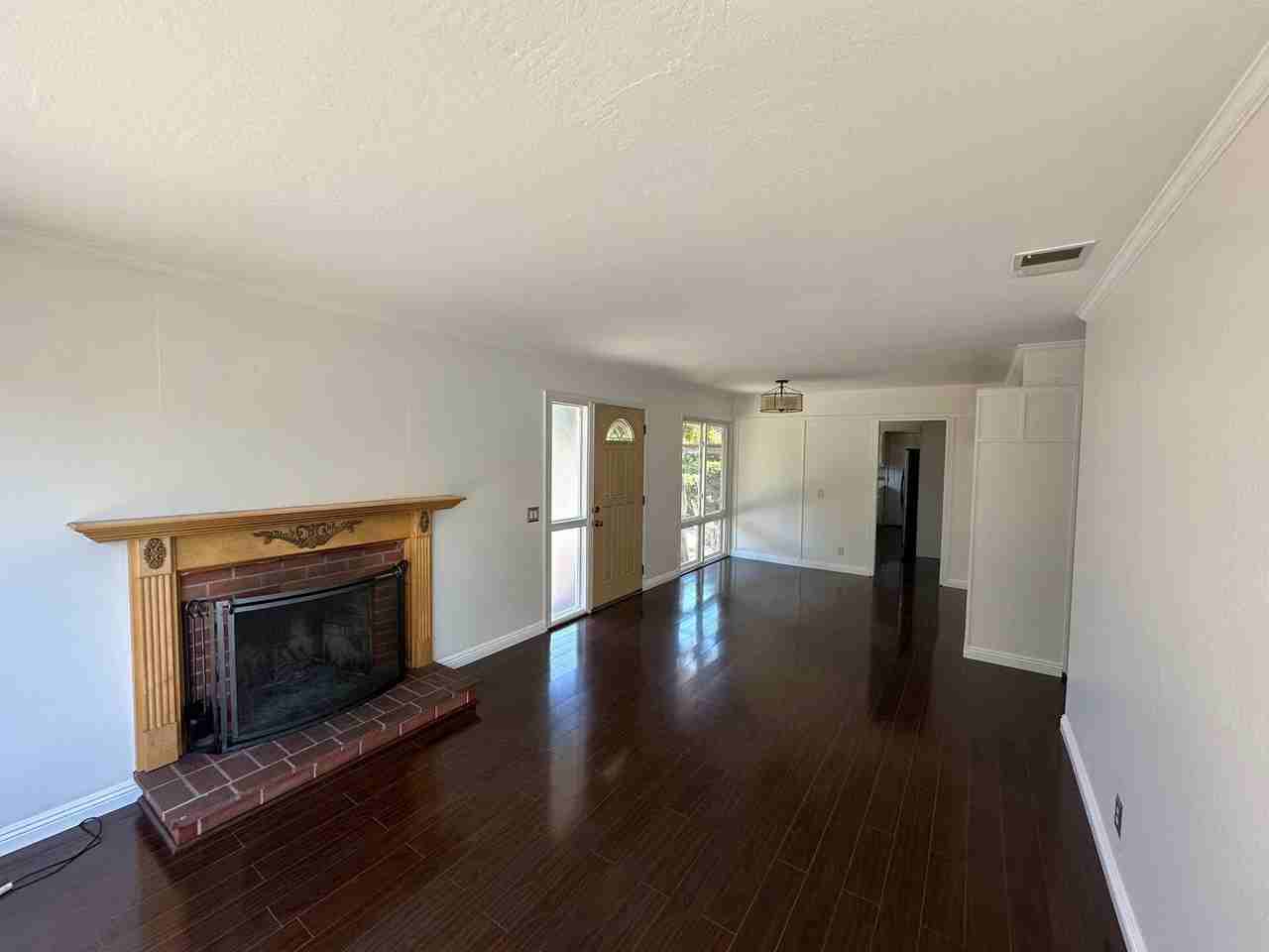 2601 Fleetwood Dr - Photo 3 of 20