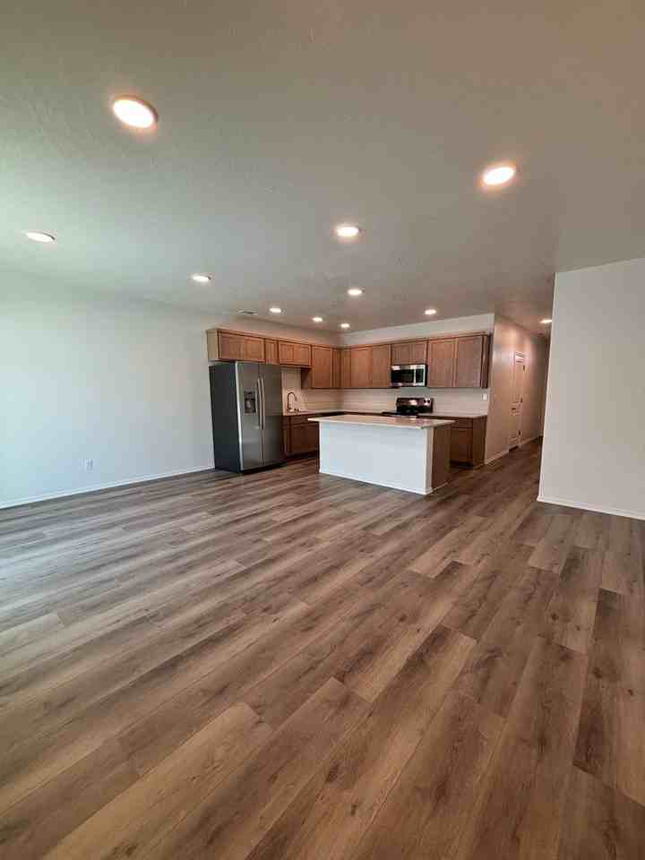 3711 S Roosevelt Pl - Photo 2 of 12