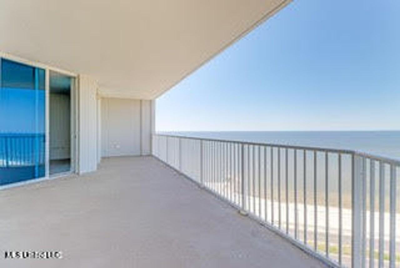 2668 Beach Blvd #1403 - Photo 5 of 35