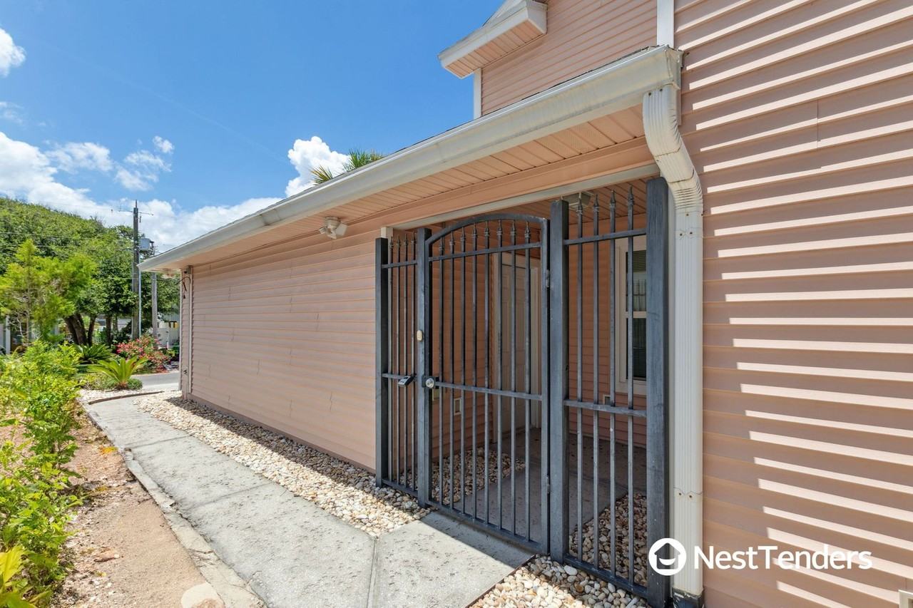 2676 1st Ave Apt B - Photo 2 of 43