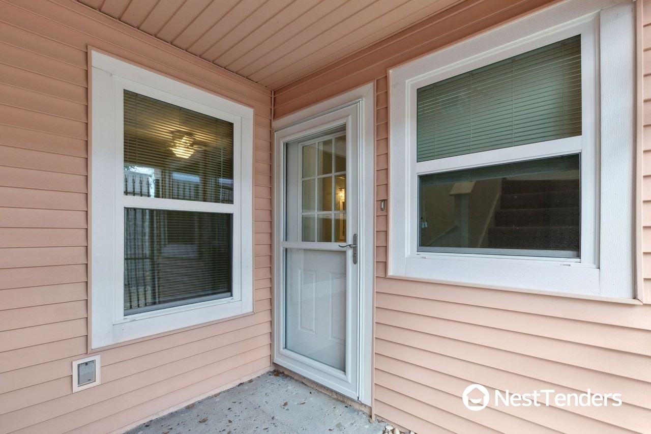 2676 1st Ave Apt B - Photo 3 of 43