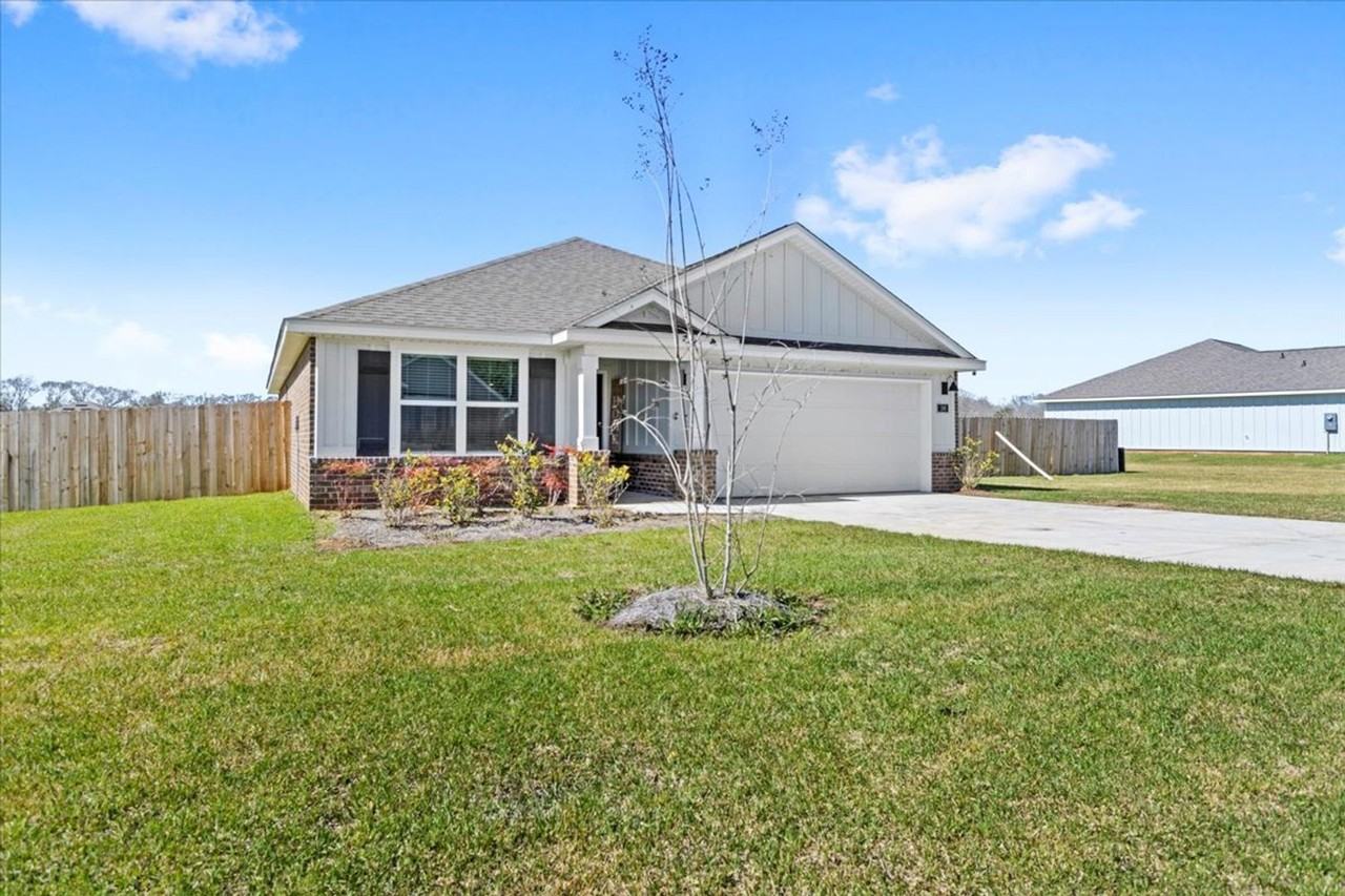 196 Mill Ct - Photo 3 of 29