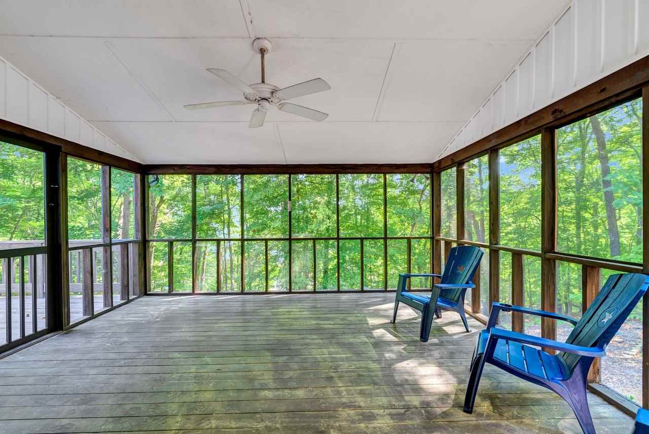 54 Cheverly Rd - Photo 3 of 40