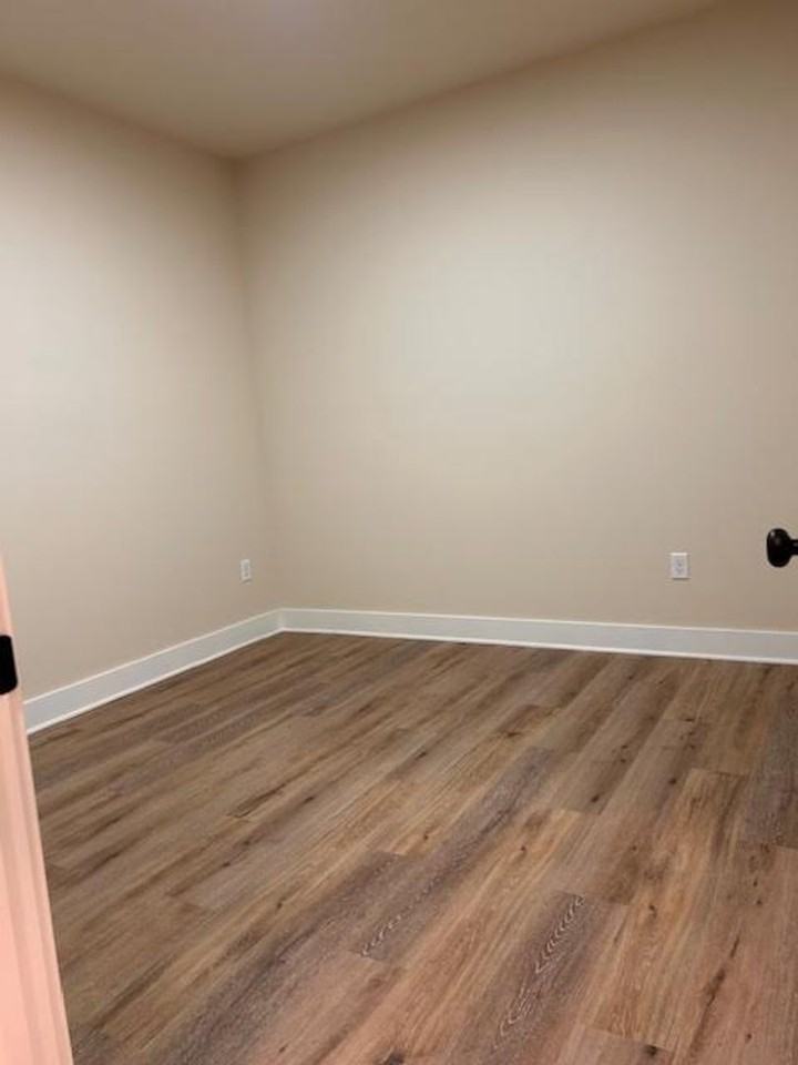 511 E Harper St - Photo 7 of 13