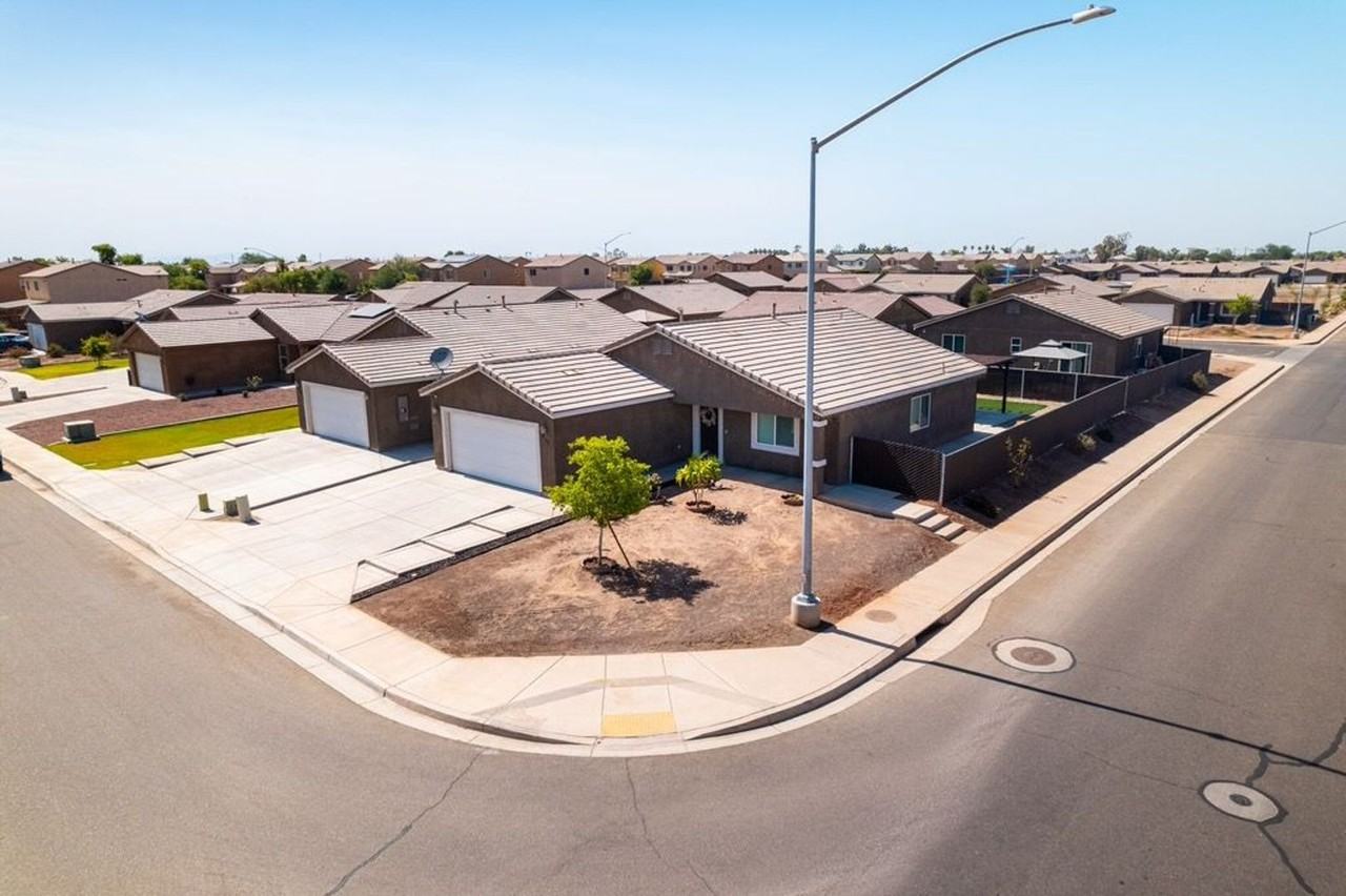 511 511 Meadow Ct. - Photo 2 of 17