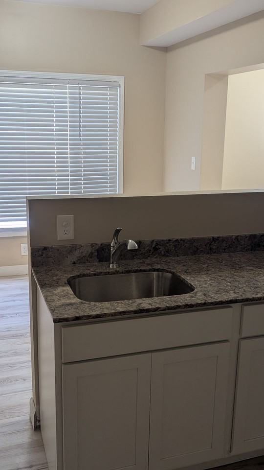 Euclid Gateway Quad-Plex - Photo 3 of 9