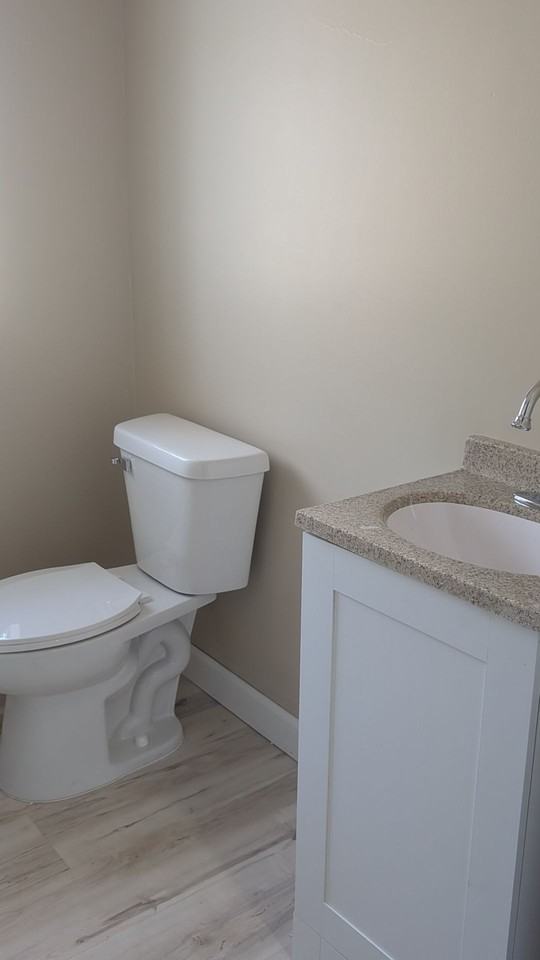 Euclid Gateway Quad-Plex - Photo 7 of 9