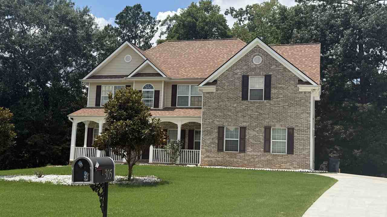 305 Whitney Ln - Photo 2 of 4