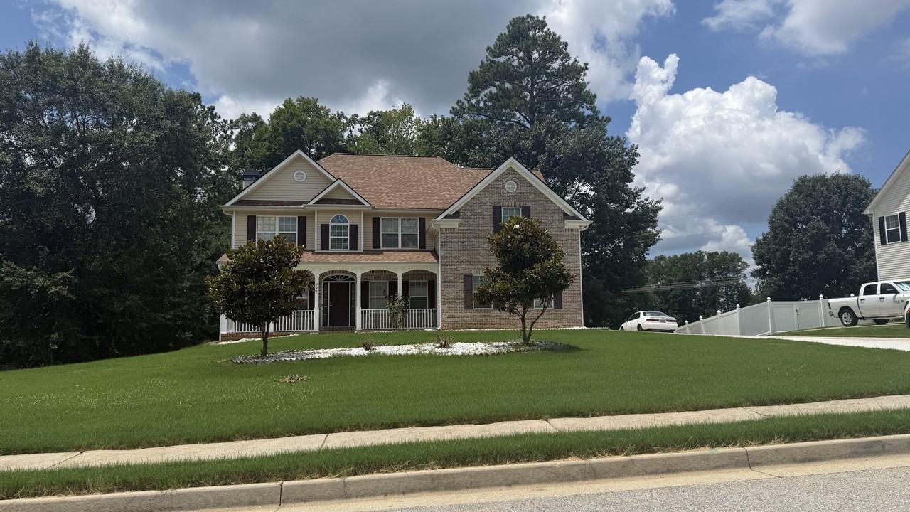 305 Whitney Ln - Photo 3 of 4