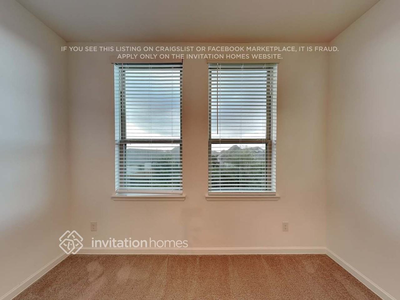 4023 Champlain Way - Photo 5 of 15