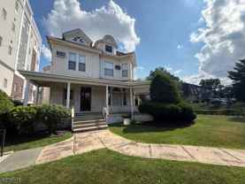 96 W Grand St #8 - Photo 1 of 1