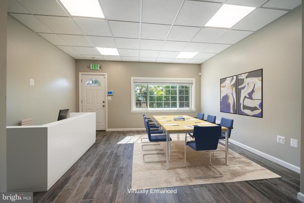 5102 CURTIS AVENUE AVE - Photo 3 of 27