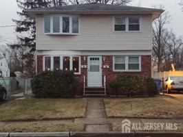 featured image of 43 E 1st St