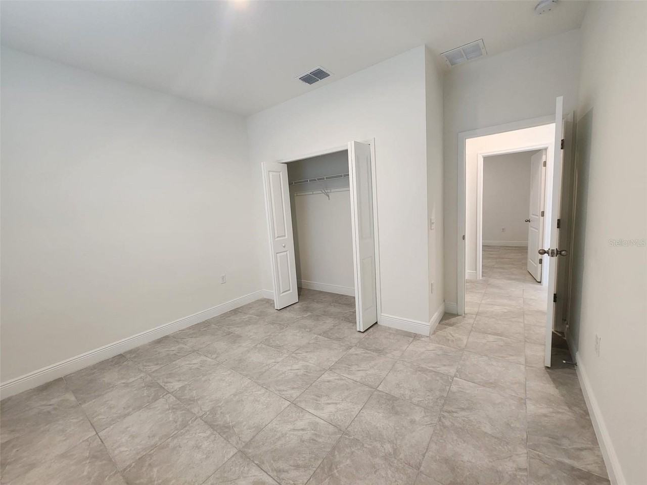3650 Sw 128th Pl - Photo 6 of 17
