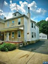 1760 Winfield St - Photo 1 of 1