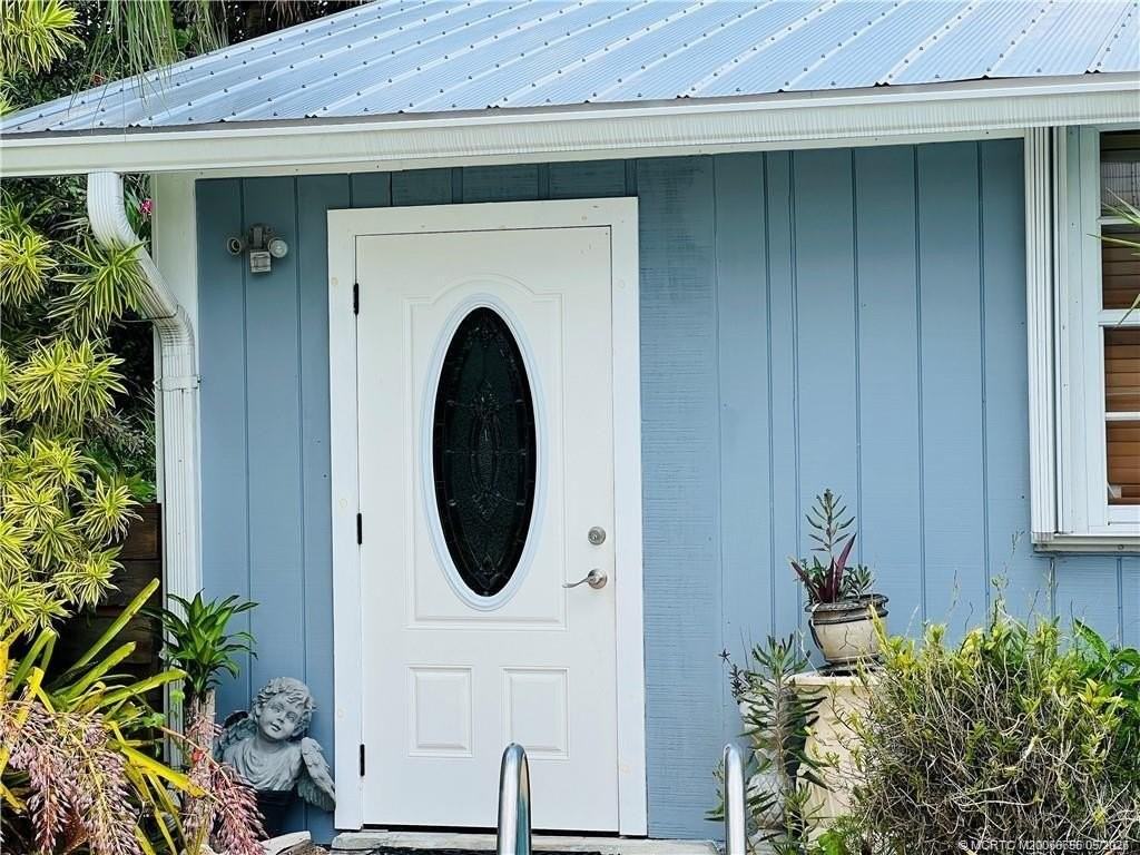 632 W Weatherbee Rd #1 - Photo 2 of 35