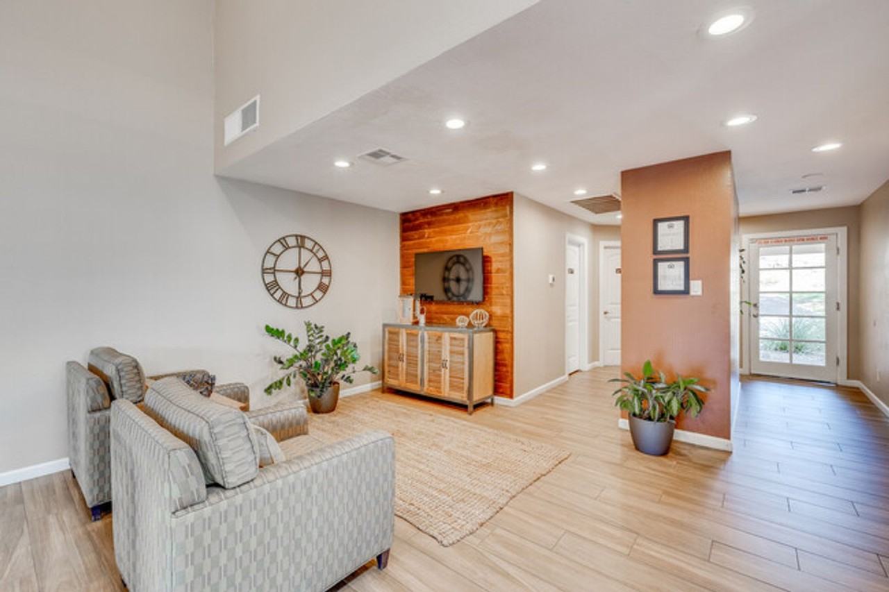 Paradise Foothills Apartment Homes - Photo 3 of 50