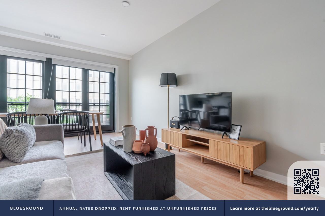 2210 Wisconsin Avenue Northwest - Photo 4 of 26