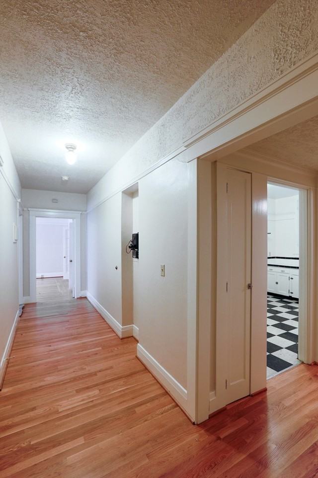 117 NW Trinity Pl - Photo 5 of 50
