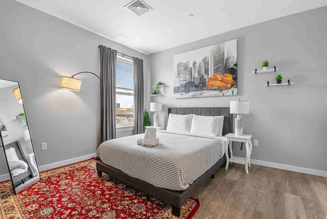 95 Broadway #1240343P - Photo 6 of 20