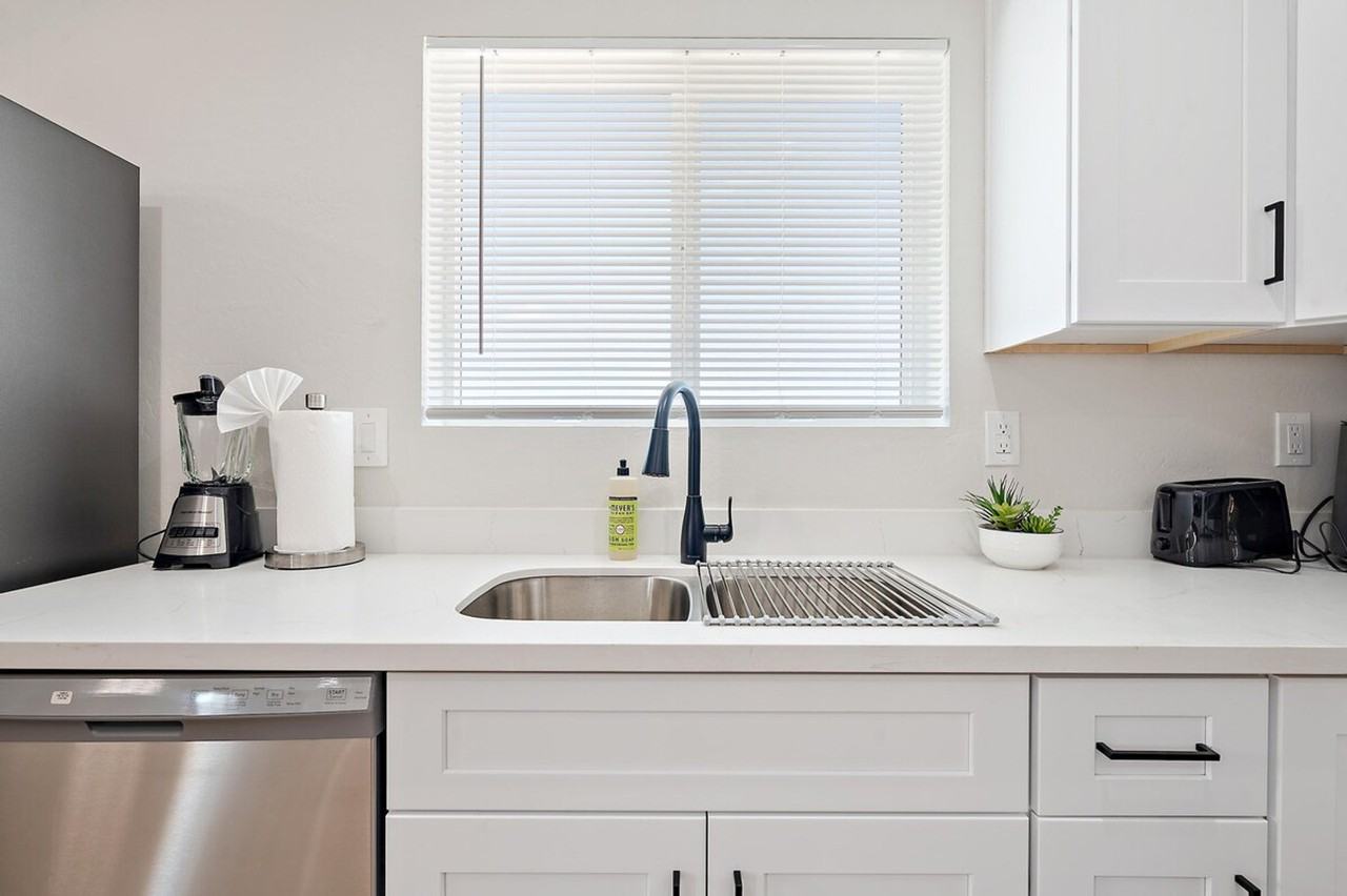 1732 E Elwood St #1244308P - Photo 7 of 21