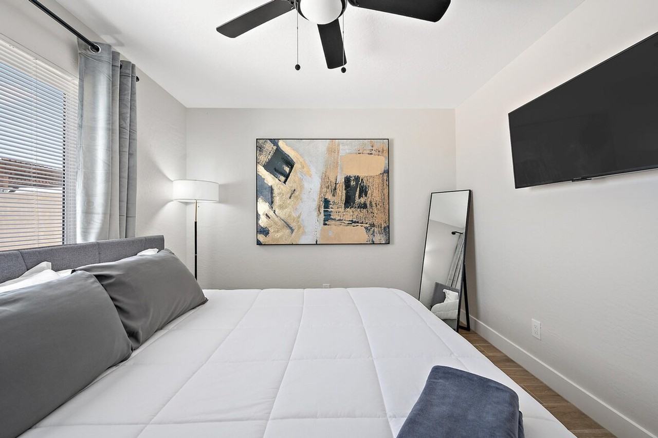 1732 E Elwood St #1244308P - Photo 2 of 21