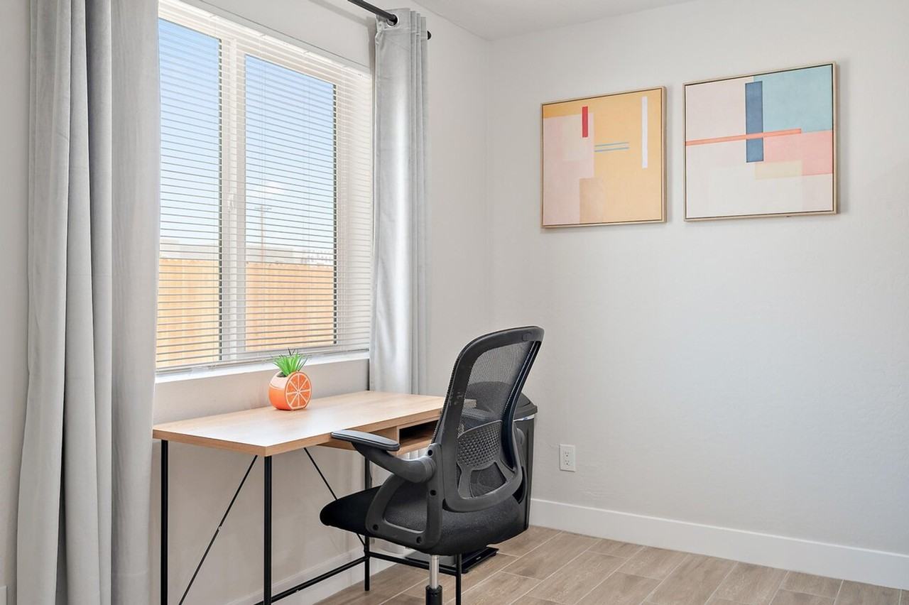 1732 E Elwood St #1244308P - Photo 3 of 21