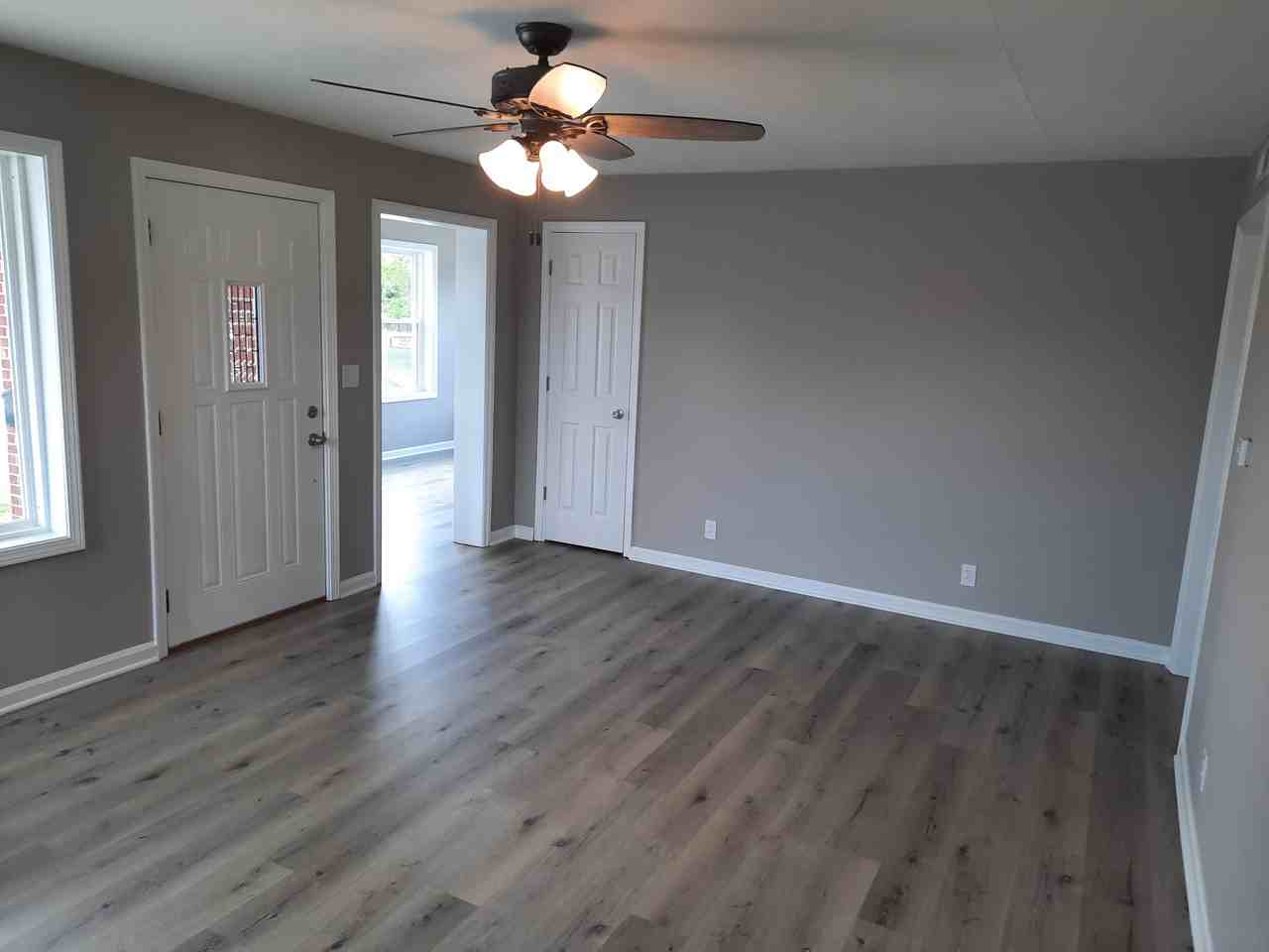 2115 Main St #2115MAIN - Photo 4 of 31