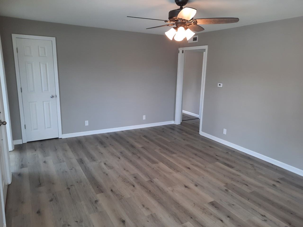 2115 Main St #2115MAIN - Photo 5 of 31