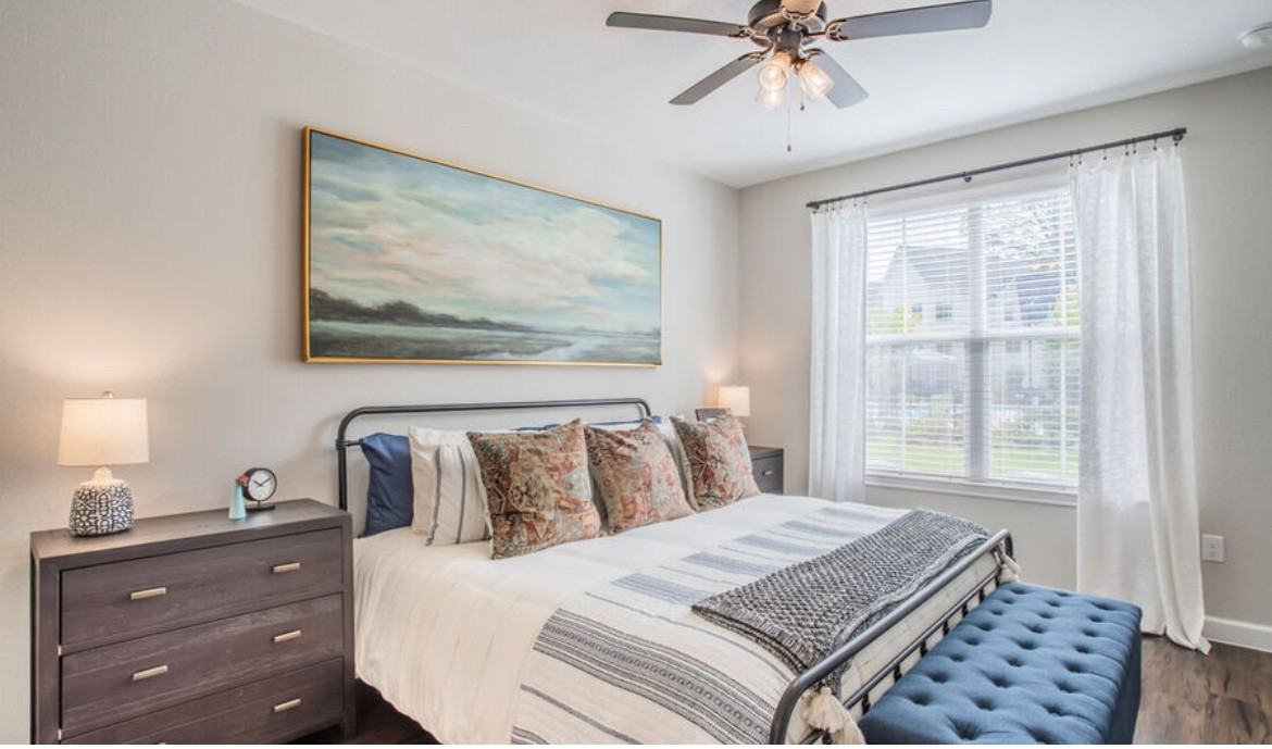 24500 Wildwood Park Road - Photo 2 of 4