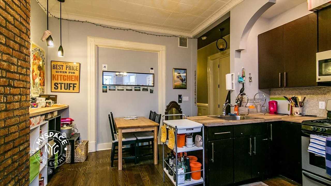 80 Grove St #1L - Photo 4 of 13
