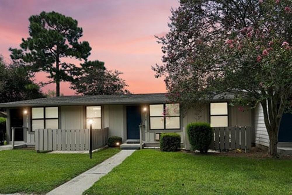 The Cottages @ Clermont - Photo 4 of 24