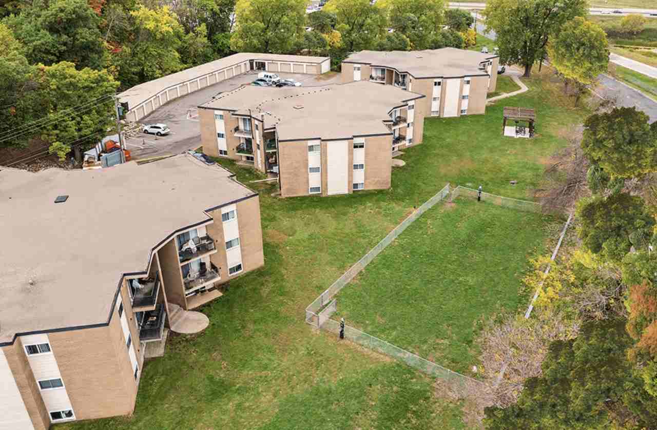 Northview Commons - Photo 3 of 25