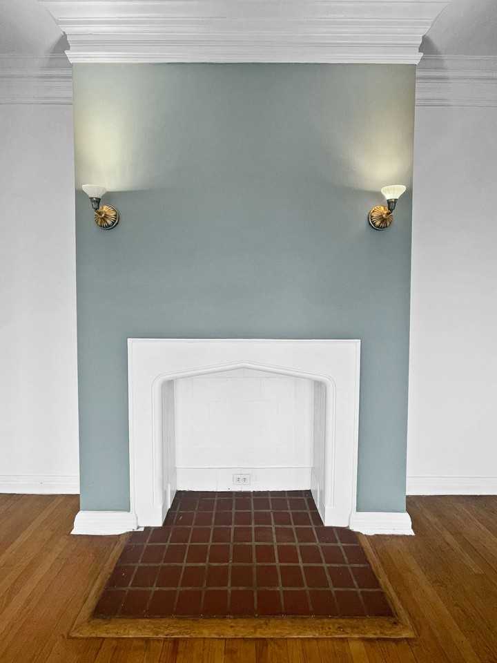 The Henley Detroit - Photo 3 of 4