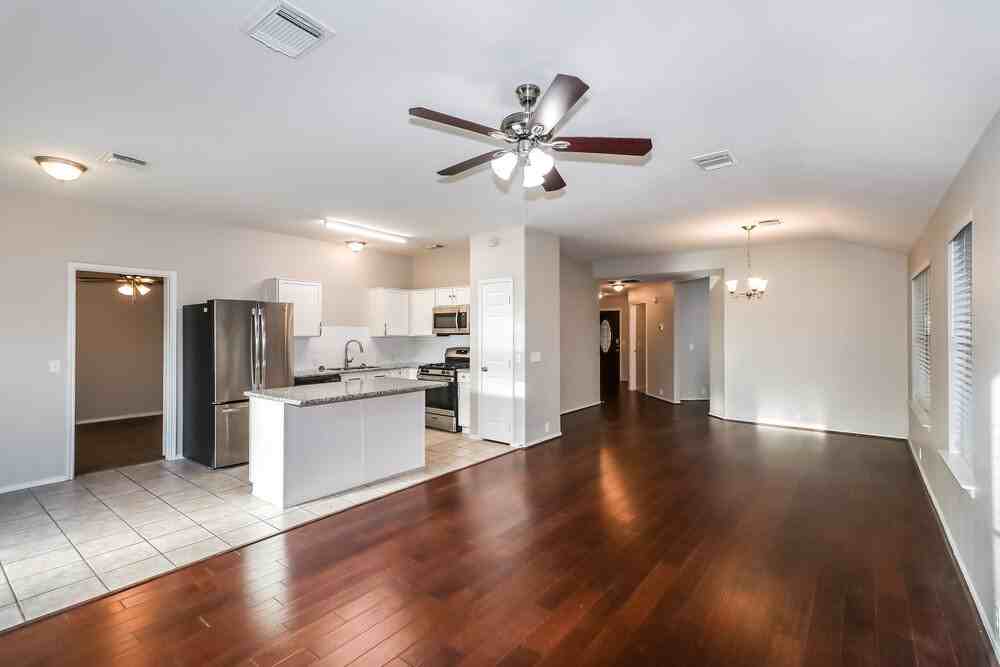4931 Boulder Meadow Ln - Photo 6 of 19
