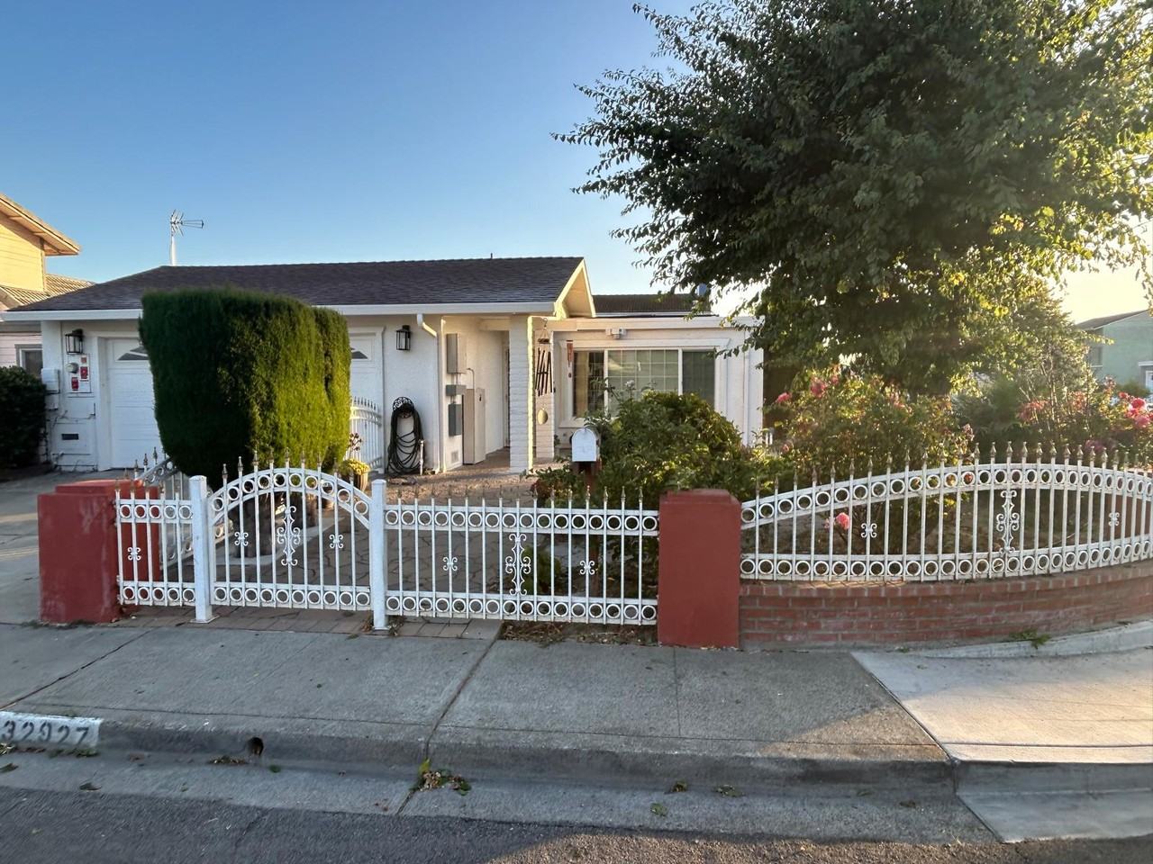 32927 Lake Candlewood St #NA - Photo 2 of 19