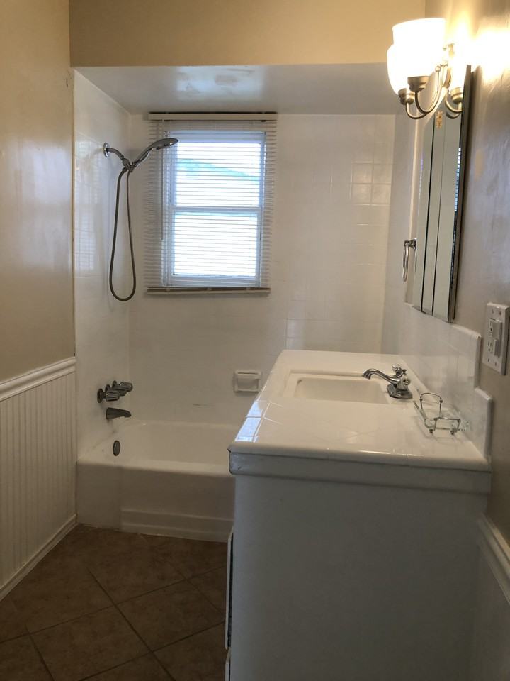 5818 Pickering Ave #NA - Photo 5 of 23