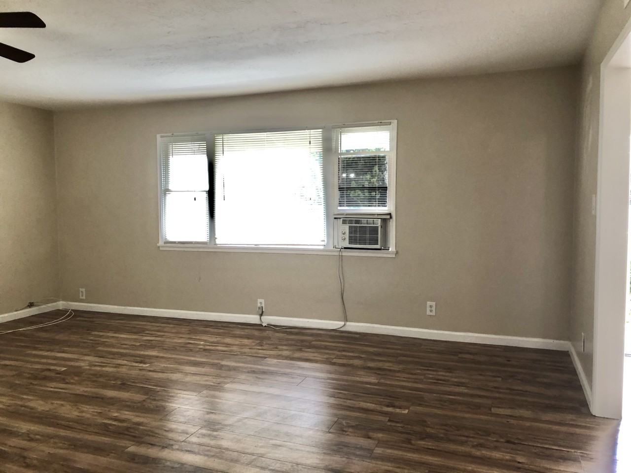 5818 Pickering Ave #NA - Photo 4 of 23
