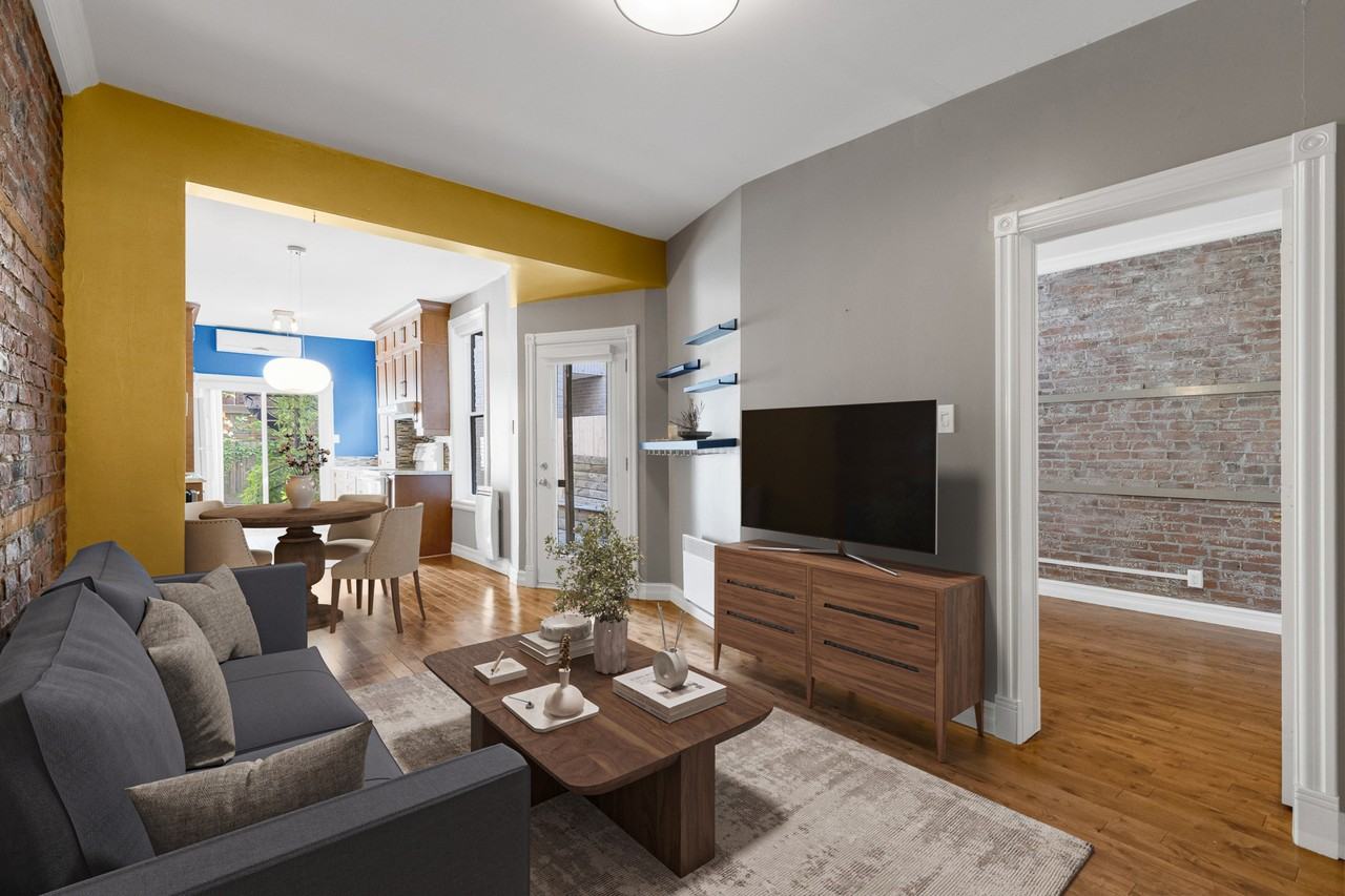 4562 Rue de Mentana - Photo 3 of 10