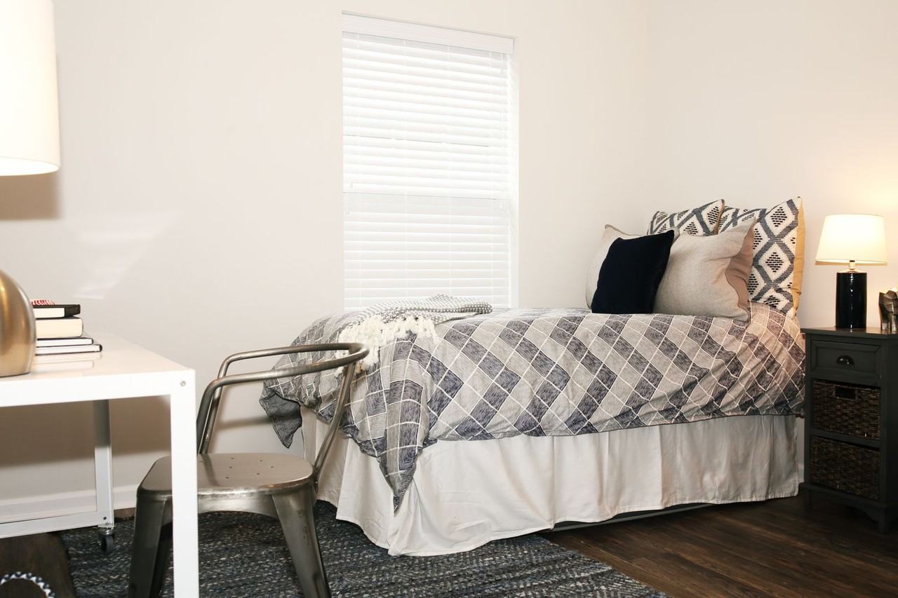 78 Murray Street - Photo 4 of 18